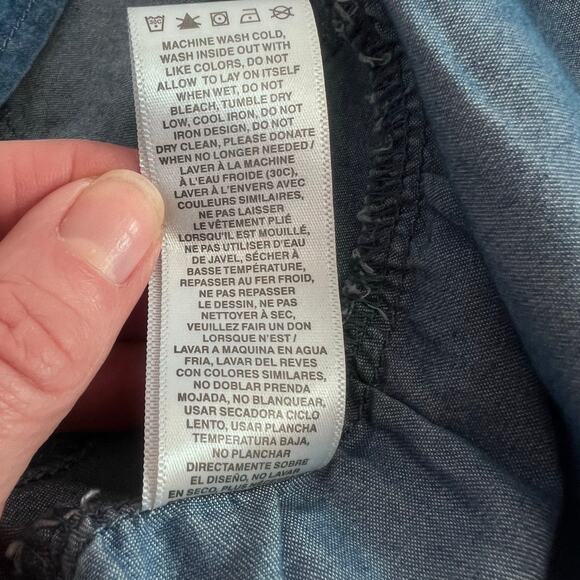 LEVI'S SAN FRANCISCO TODDLER GIRLS DENIM SLEEVLESS JUMPER BLUE SIZE 18 MONTHS - Picture 8 of 9